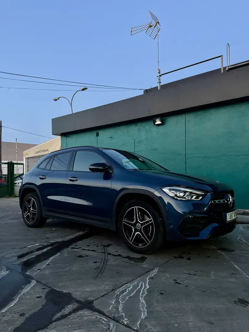 Mercedes-Benz GLA 250 250e - 1