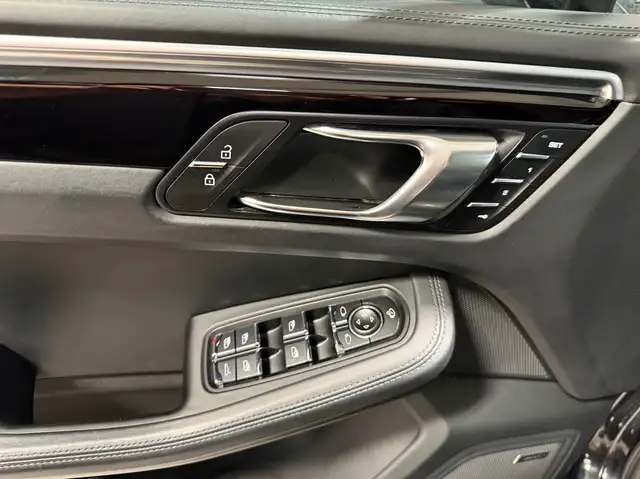 Porsche Macan Macan *Pano*AHK*BOSE Sound*Kamera Ansicht 17