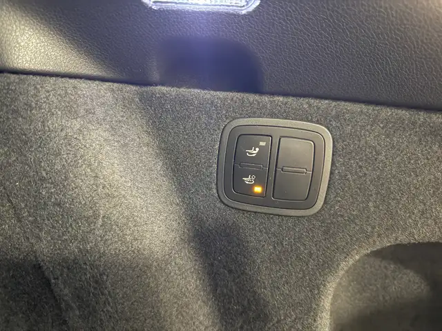 Porsche Macan Macan *Pano*AHK*BOSE Sound*Kamera Ansicht 23