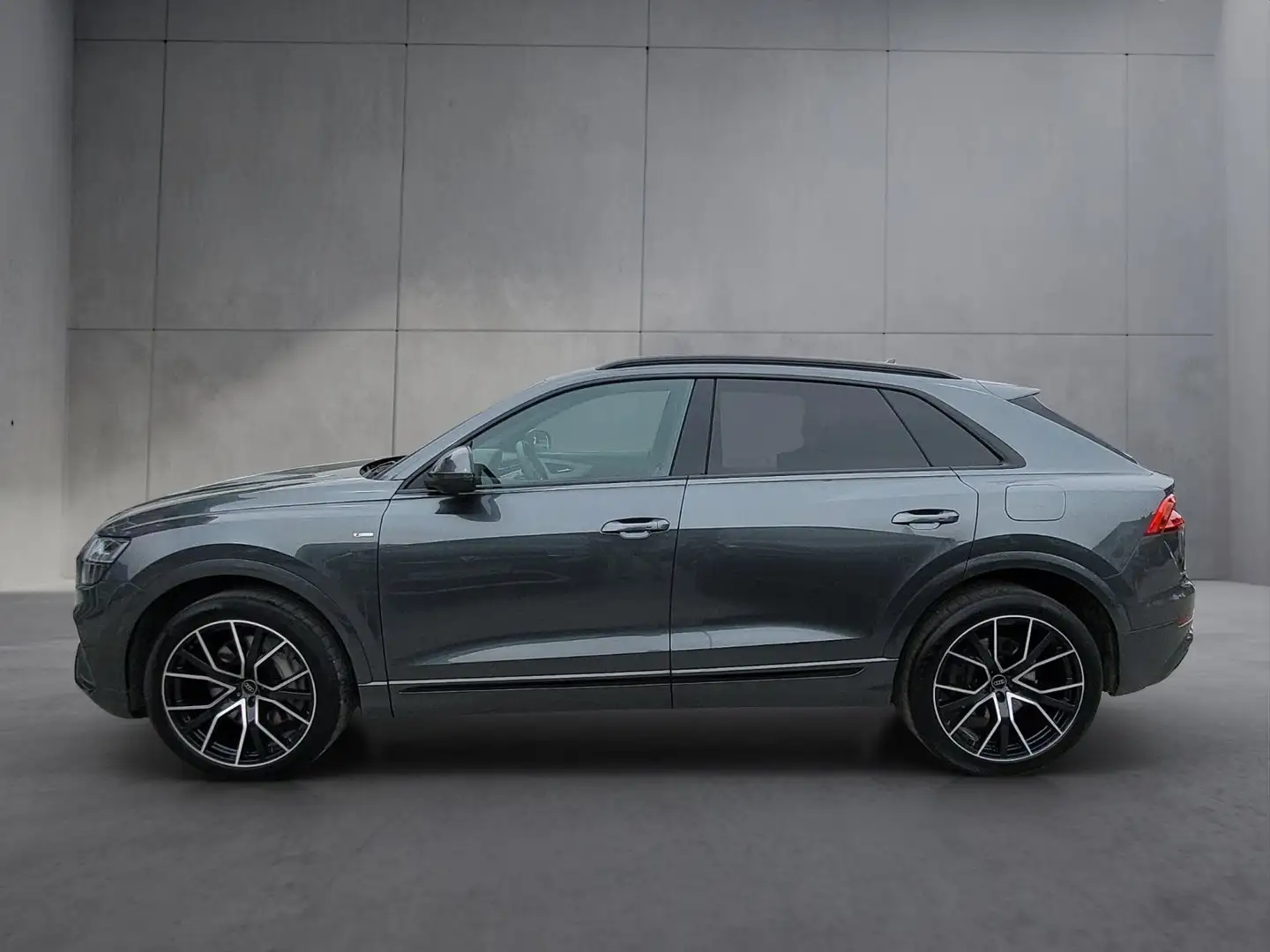 Audi Q8 55 TFSI e quattro Grau - 2