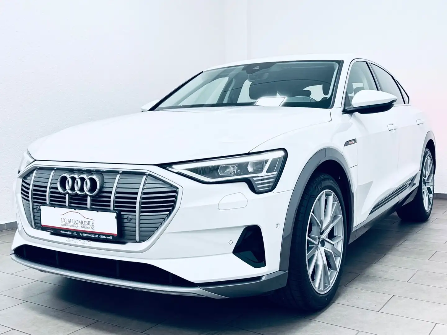 Audi e-tron Sportback 55 quattro advanced Blanc - 1