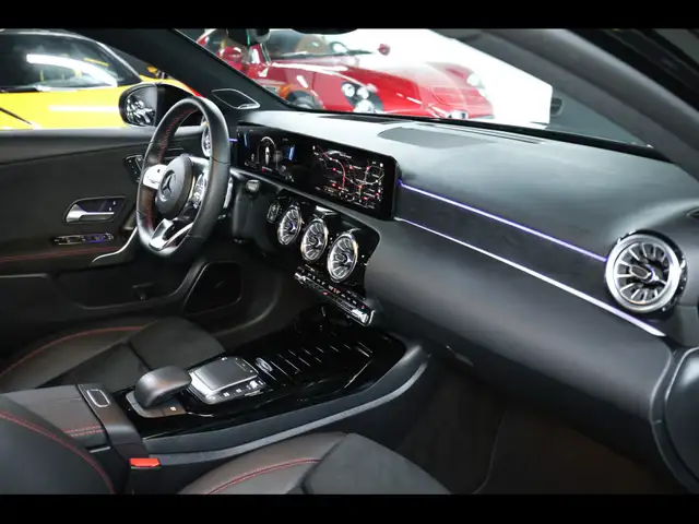 Mercedes-Benz A Class view 14