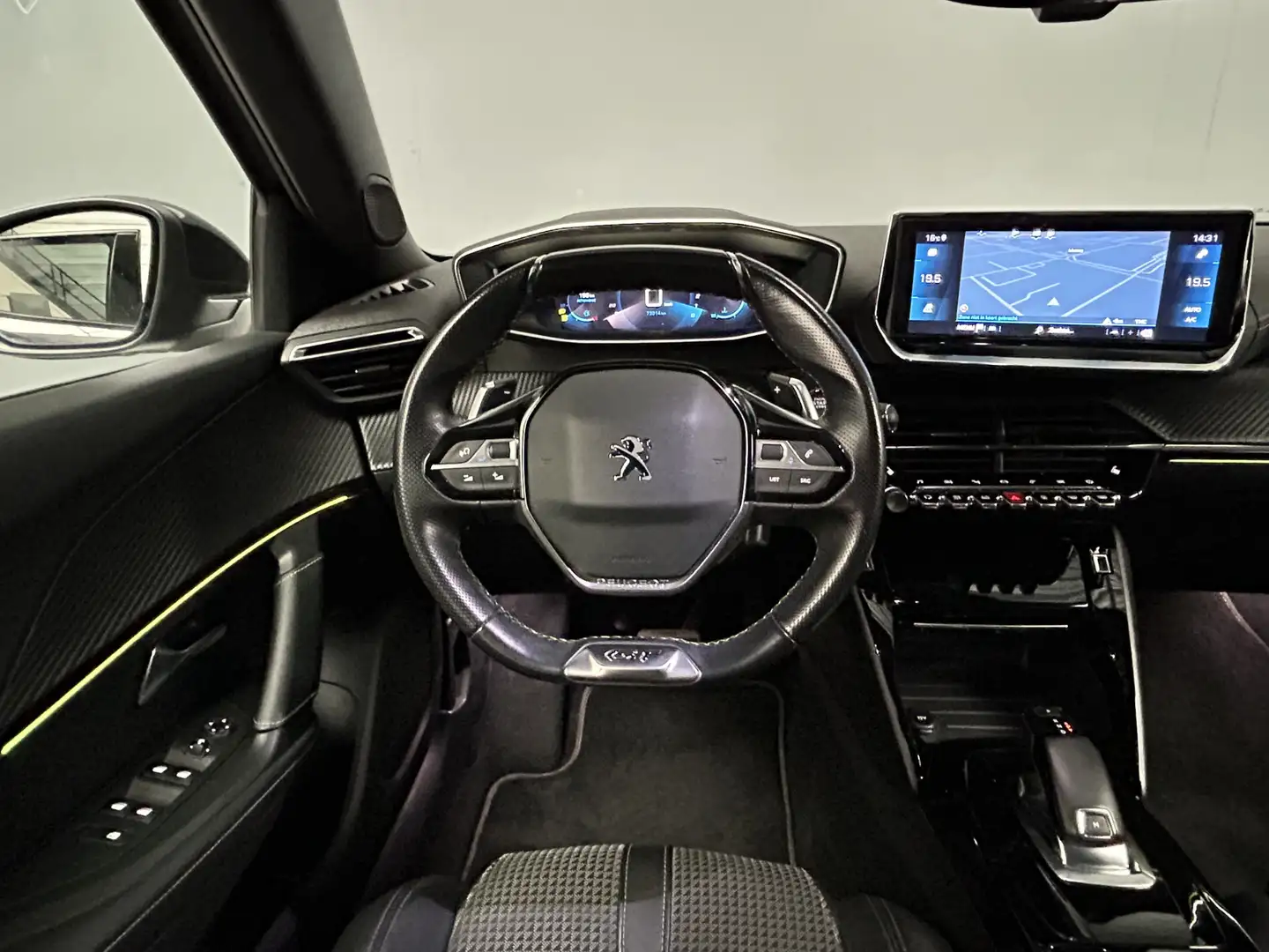 Peugeot 2008 1.2 PureTech GT-Line Automaat|Stoelverwarming|Came Grijs - 2