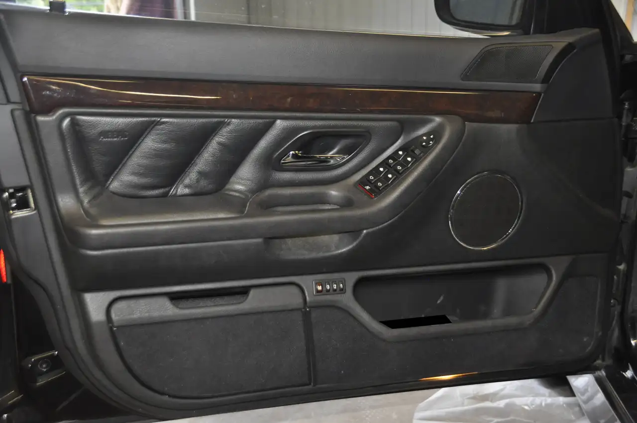 BMW 7 Series снимка BMW 7 Series