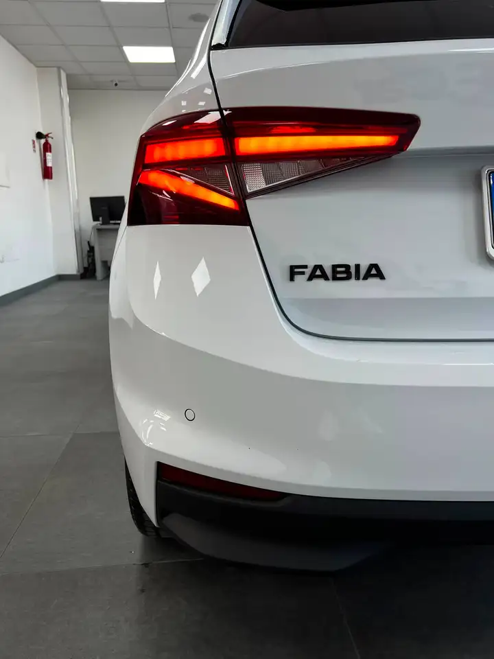 Skoda Fabia 2026 — фото 15