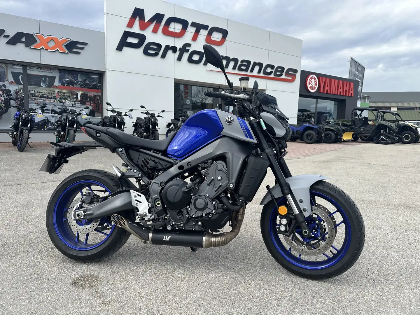Yamaha MT-09 Modrá - 1