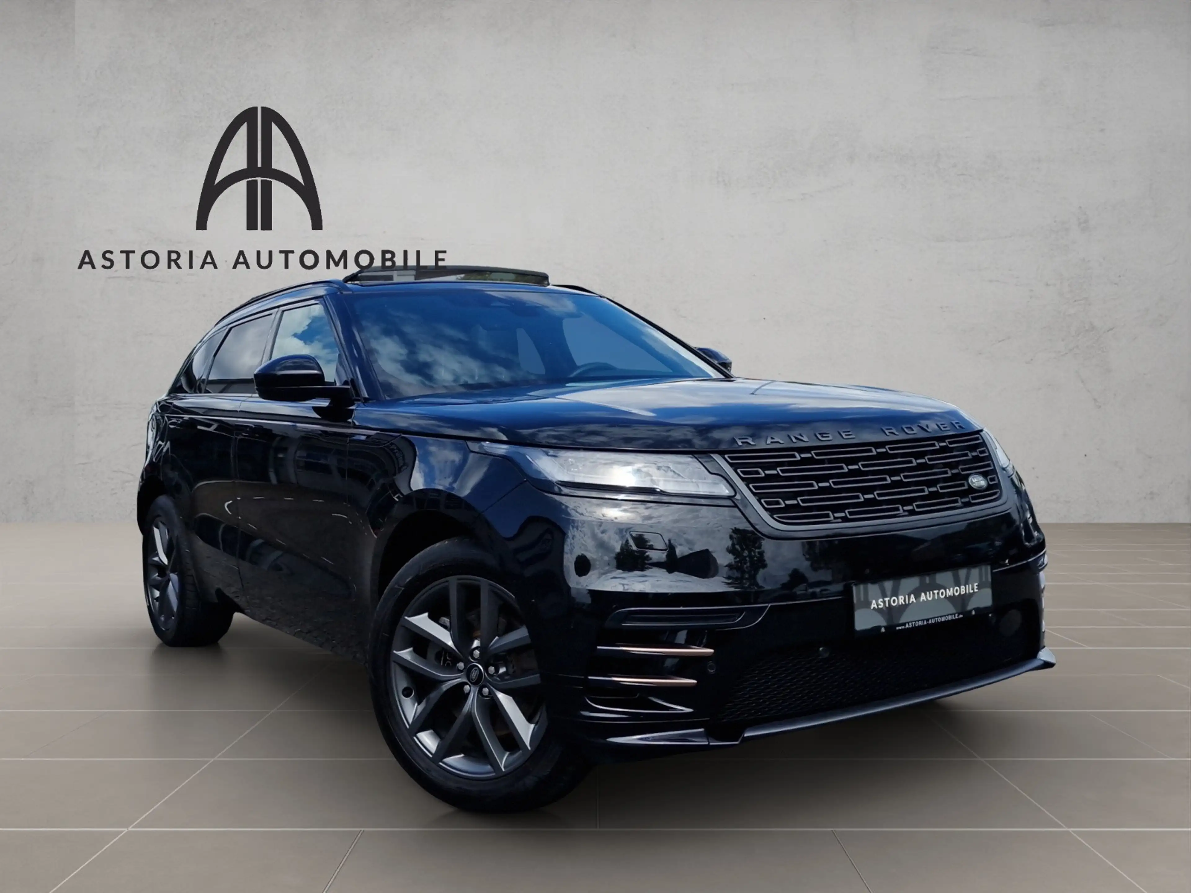 Land Rover Range Rover Velar R-Dynamic SE Pano Ambien. ATPC — photo 3