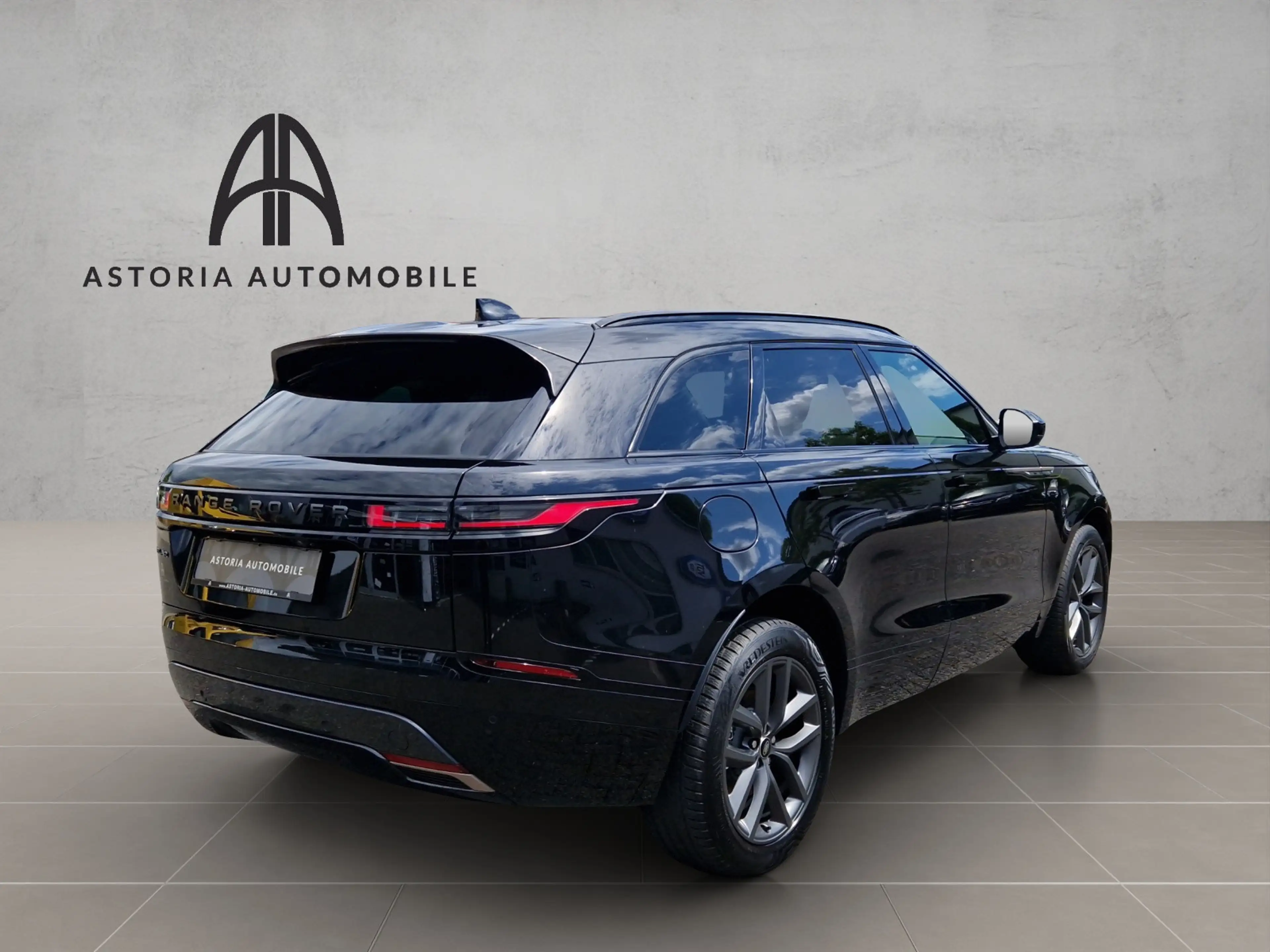 Land Rover Range Rover Velar R-Dynamic SE Pano Ambien. ATPC — photo 5
