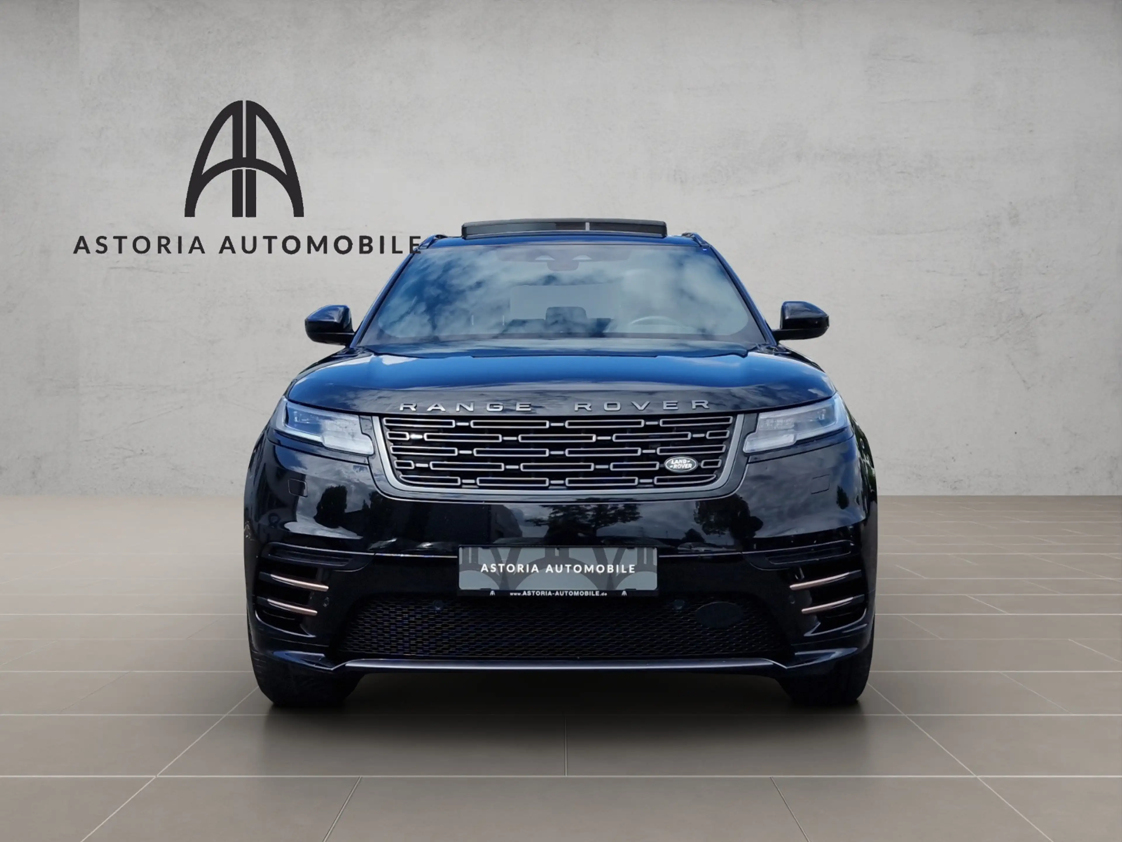 Land Rover Range Rover Velar R-Dynamic SE Pano Ambien. ATPC — photo 2