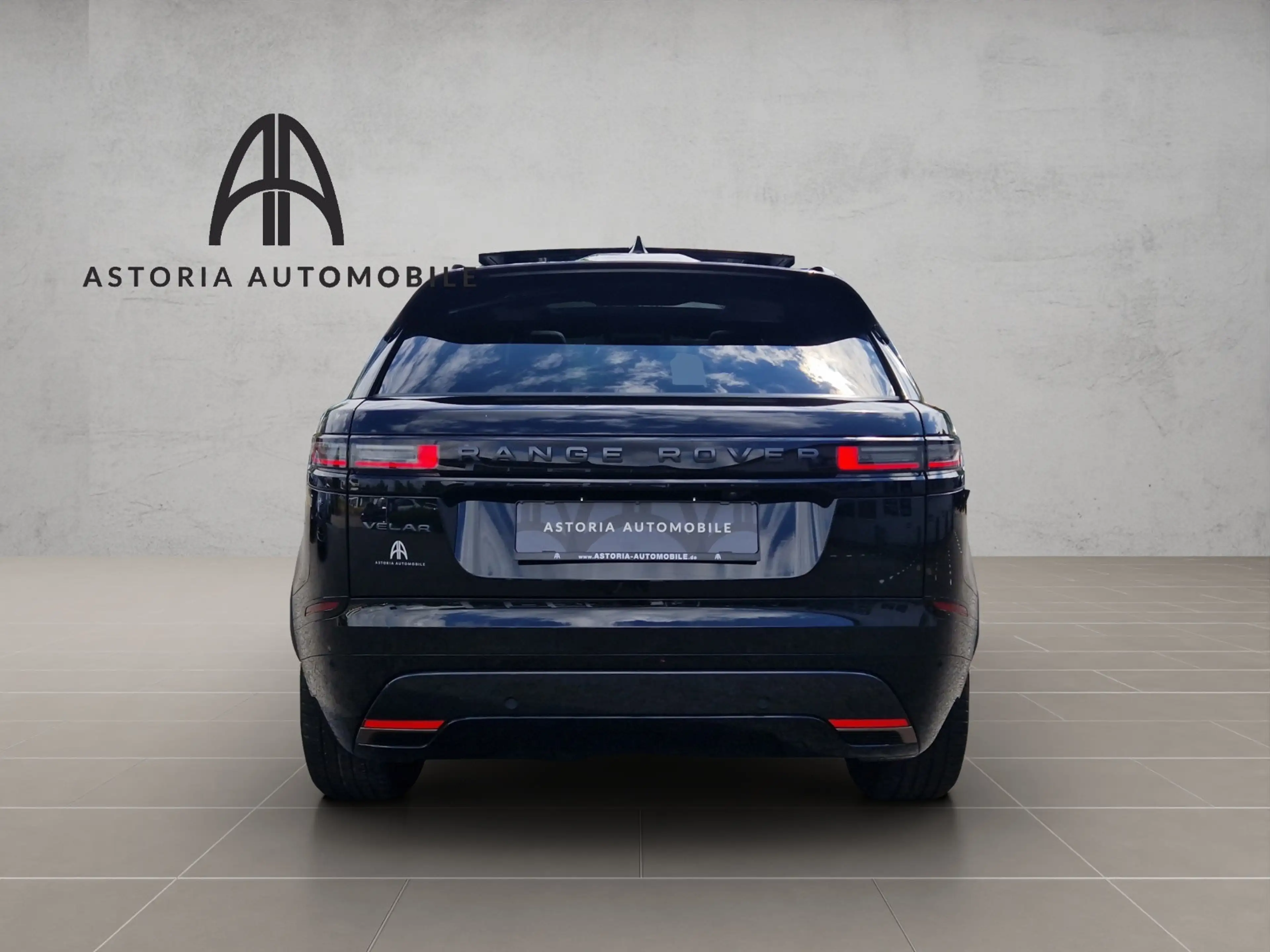 Land Rover Range Rover Velar R-Dynamic SE Pano Ambien. ATPC — photo 6