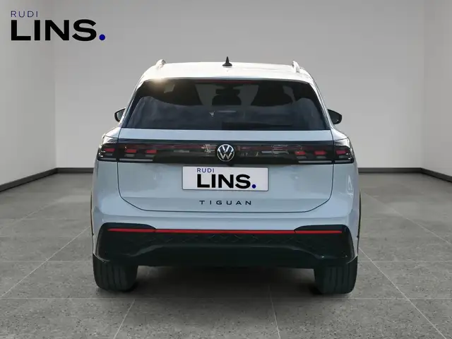 Volkswagen Tiguan R-Line TSI 4MOTION DSG Ansicht 4