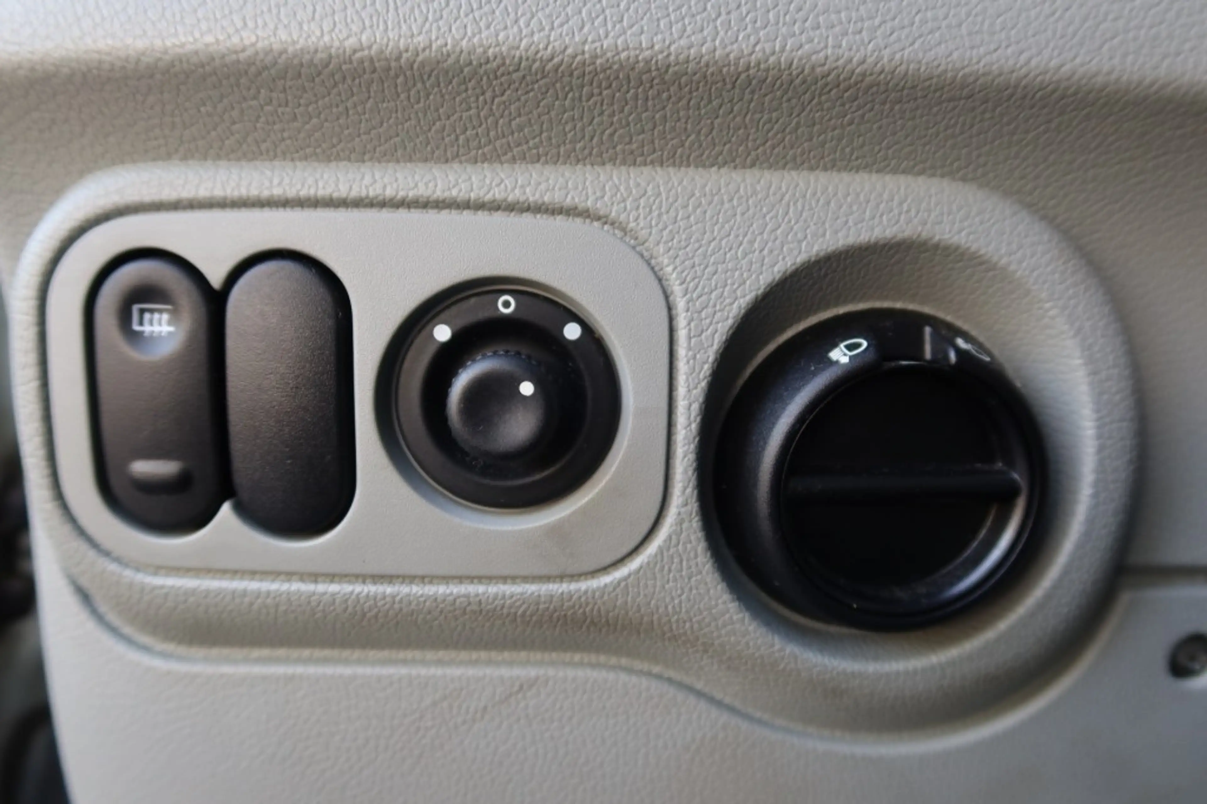 Renault Kangoo 1.6 16V Privilege AUTOMAAT Airco, Trekhaak, 2x sch — photo 11