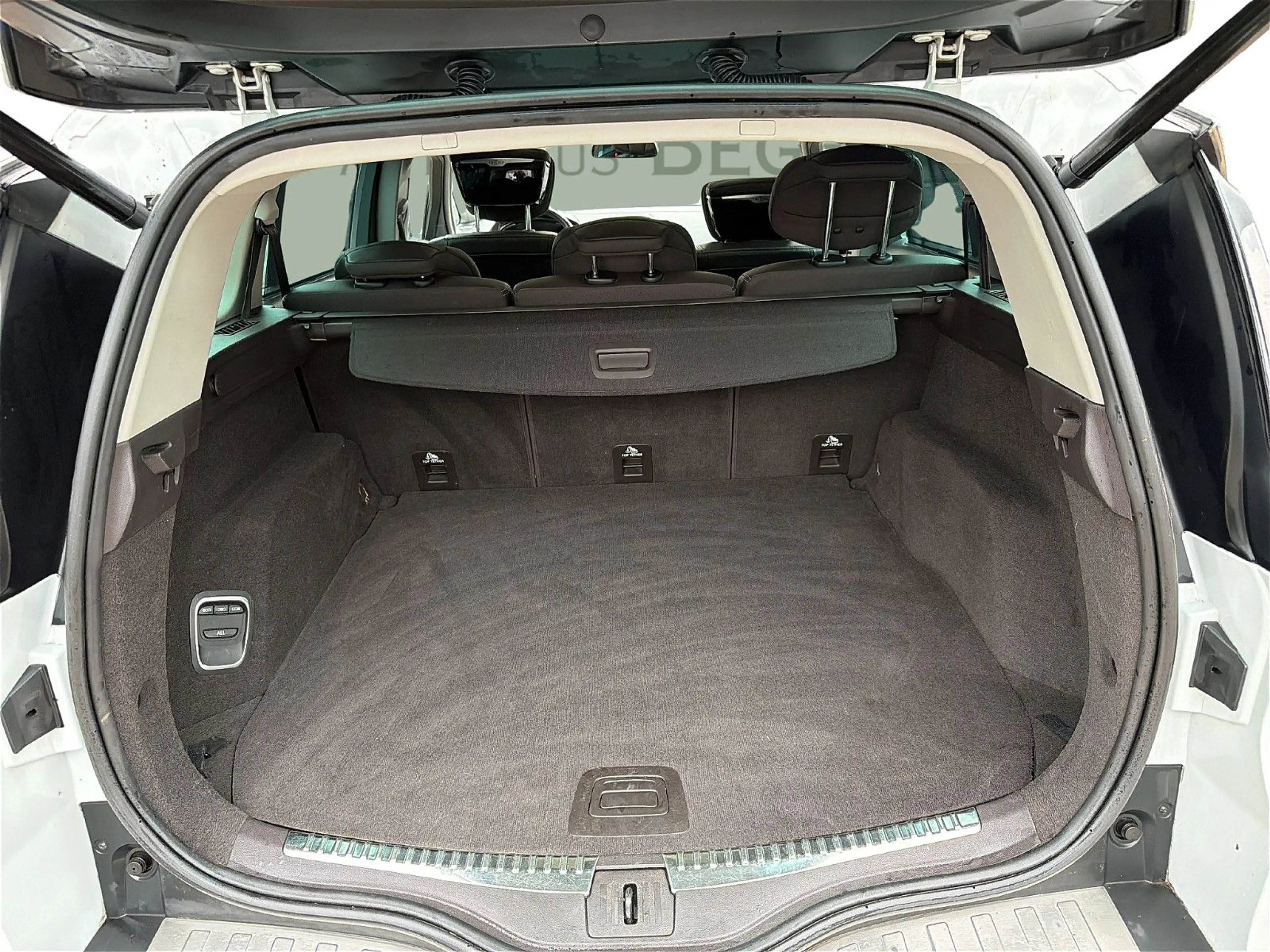 Renault Espace V /HEAD UP/PANO/ASSITSENT-SYSTEME/ — photo 14