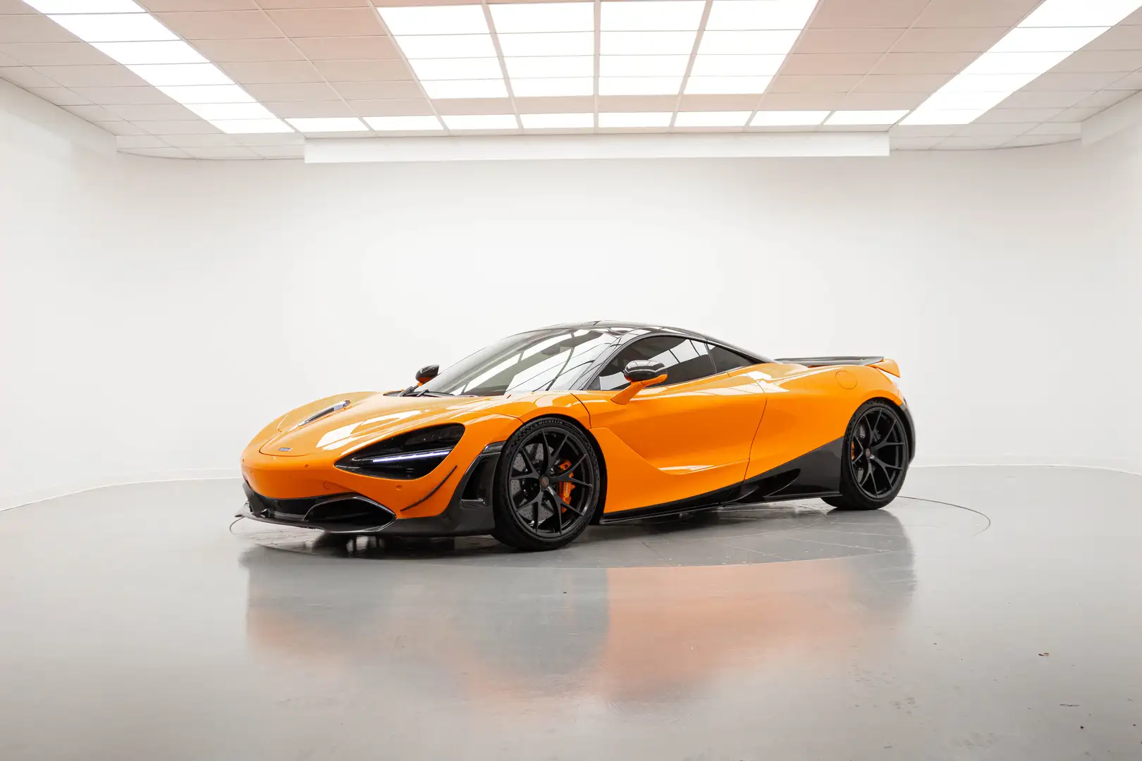 McLaren 720S Coupé Performance Naranja - 1