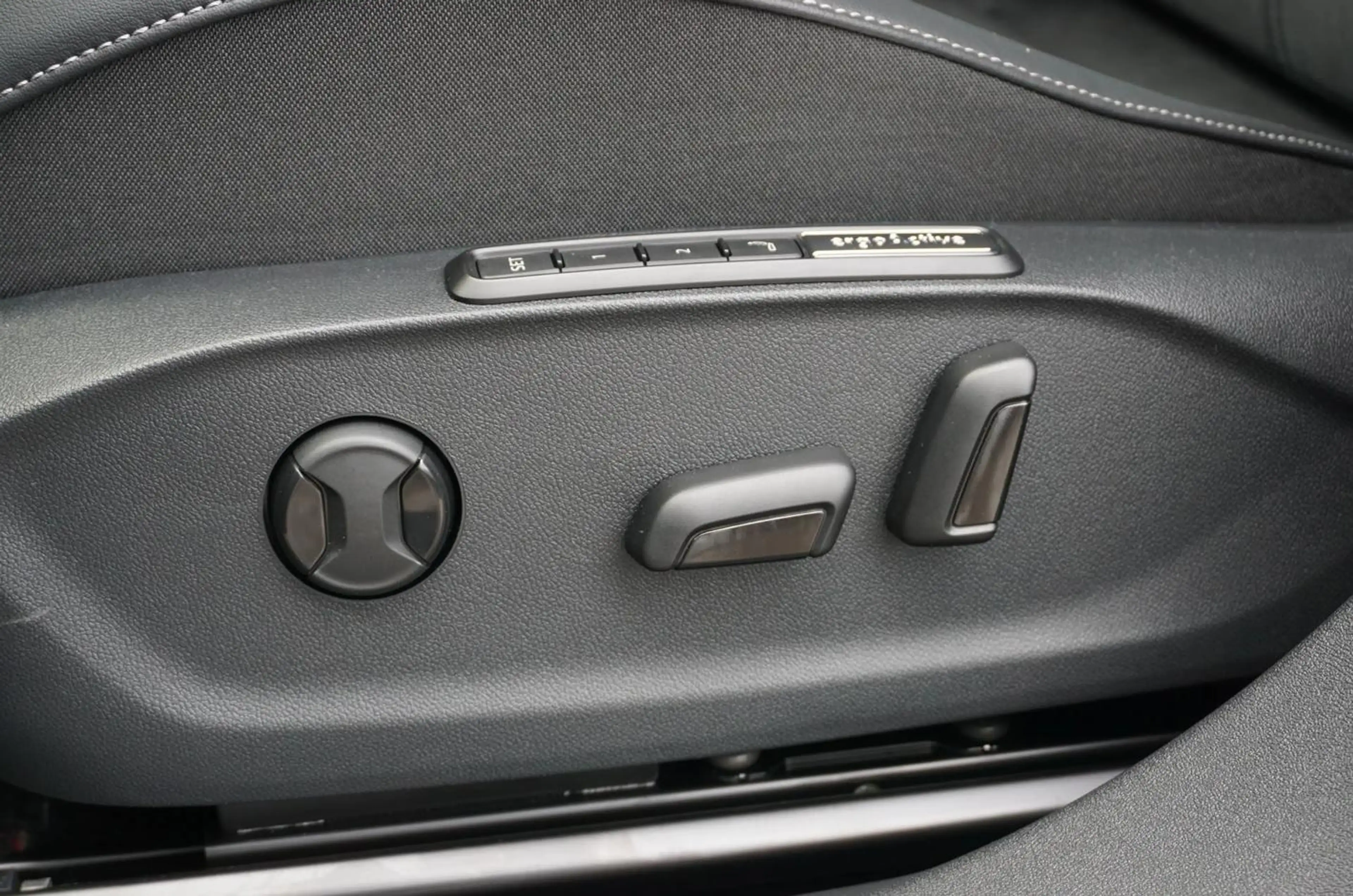 Volkswagen ID.7 Tourer Pro S AHK+Wärmepumpe+360° Kamera uvm! — photo 10
