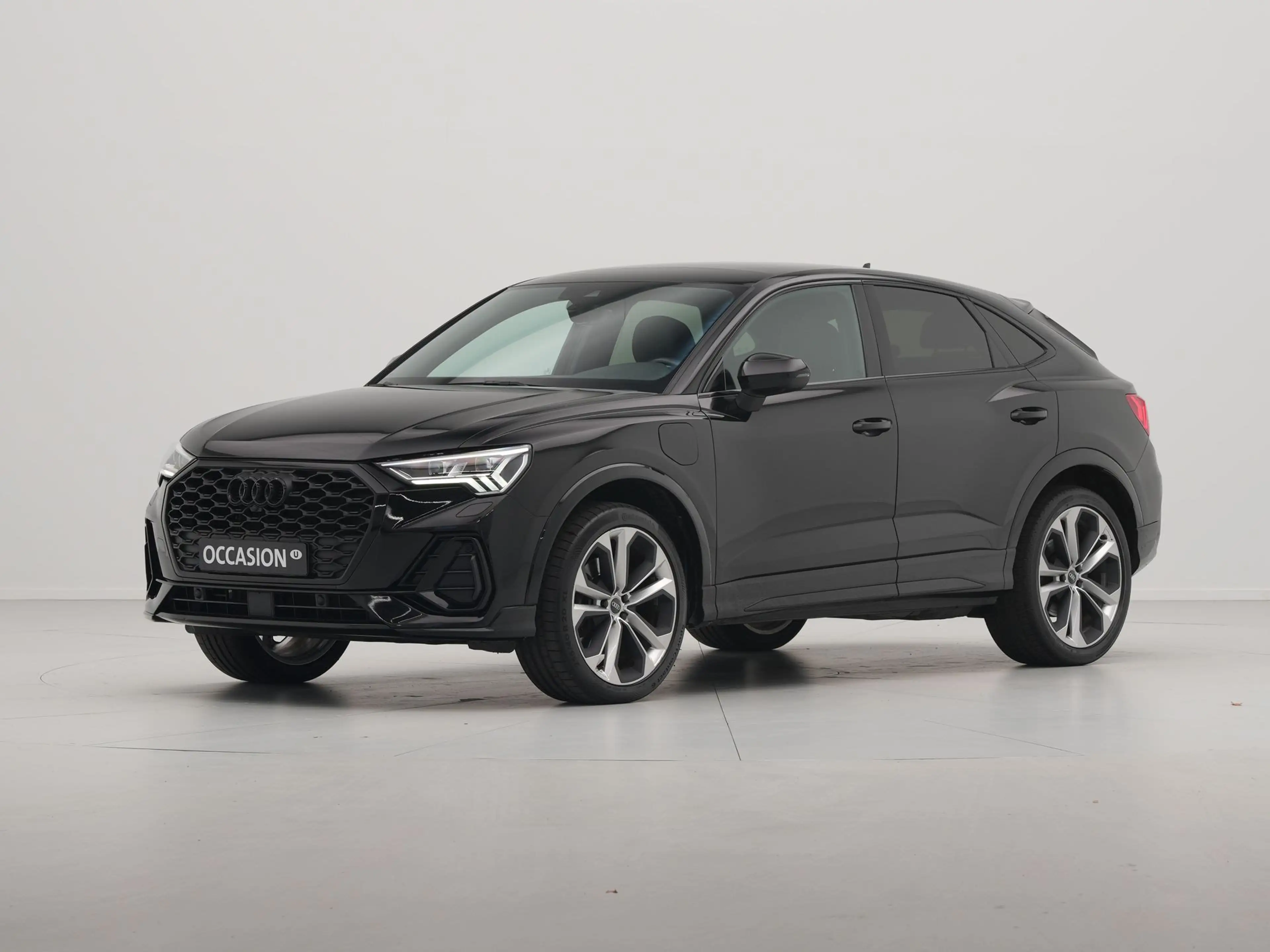 Audi Q3 Sportback 45 TFSI e 245pk PHEV S-line Trekhaak Pan — photo 2