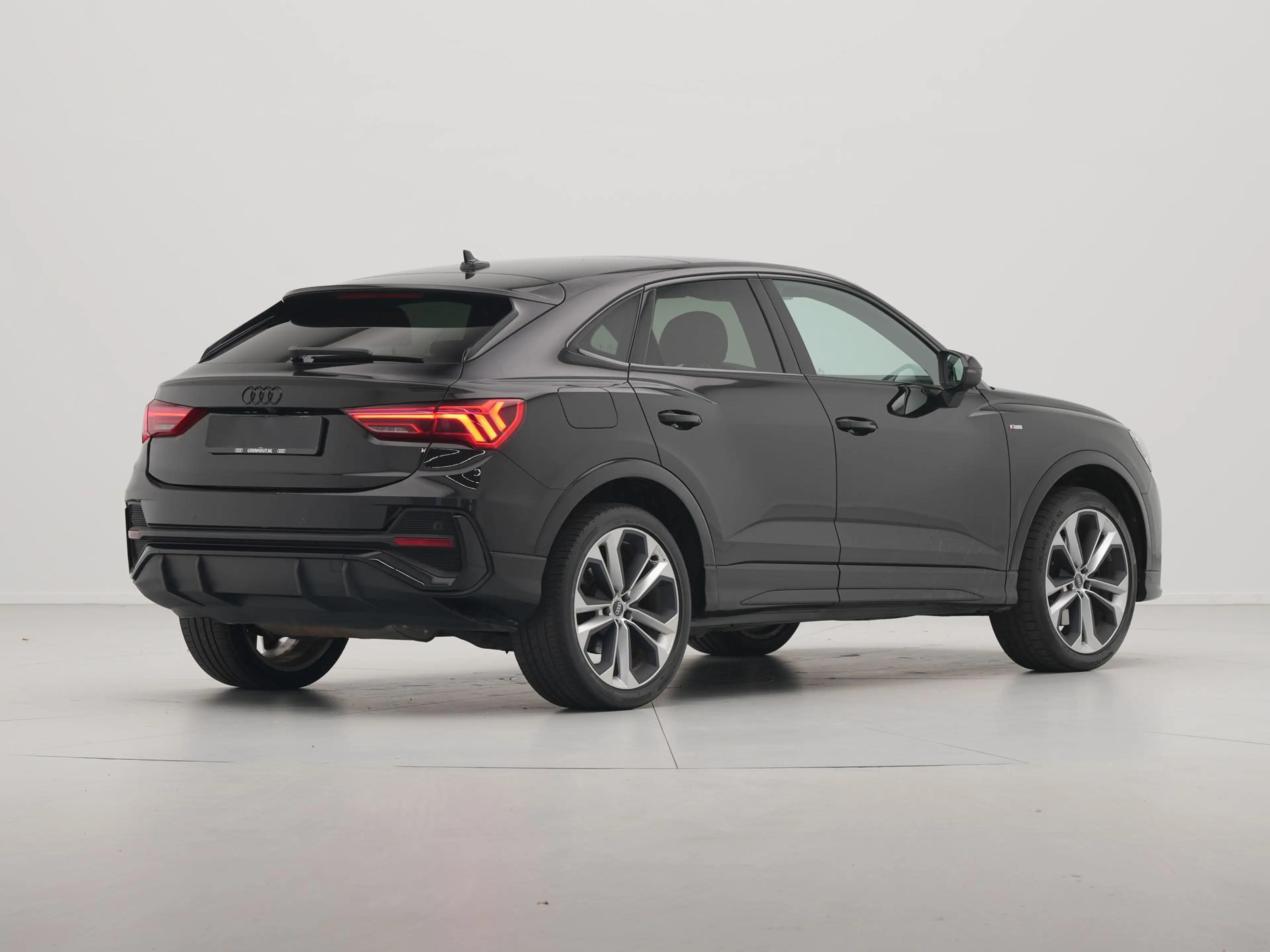 Audi Q3 Sportback 45 TFSI e 245pk PHEV S-line Trekhaak Pan — photo 7