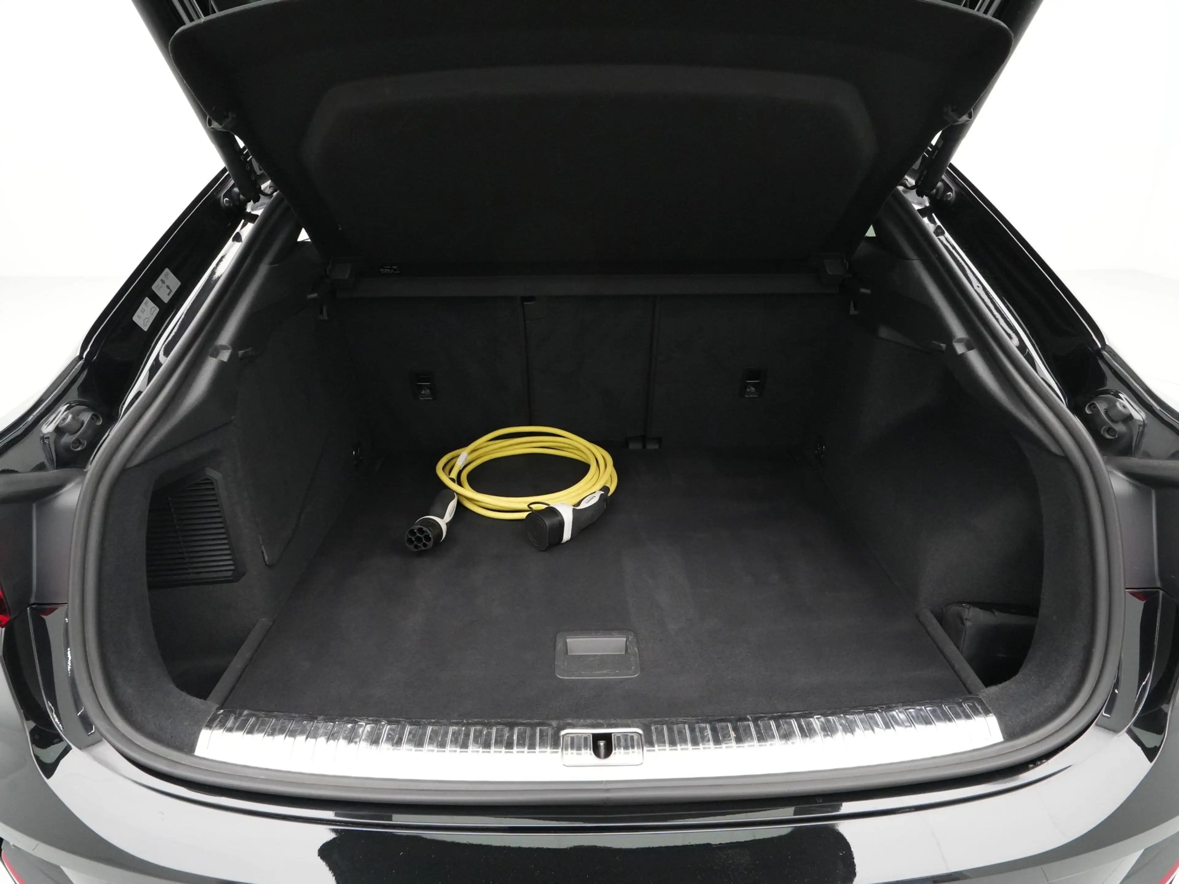 Audi Q3 Sportback 45 TFSI e 245pk PHEV S-line Trekhaak Pan — photo 12