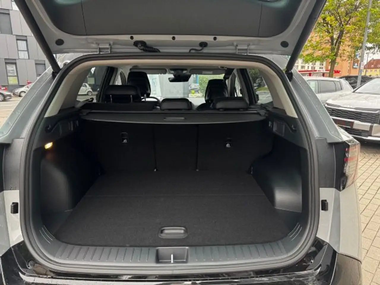 Kia Sportage SPORTAGE 1.6T AUTOMATIK VISION KOMFORT-PAKET 26