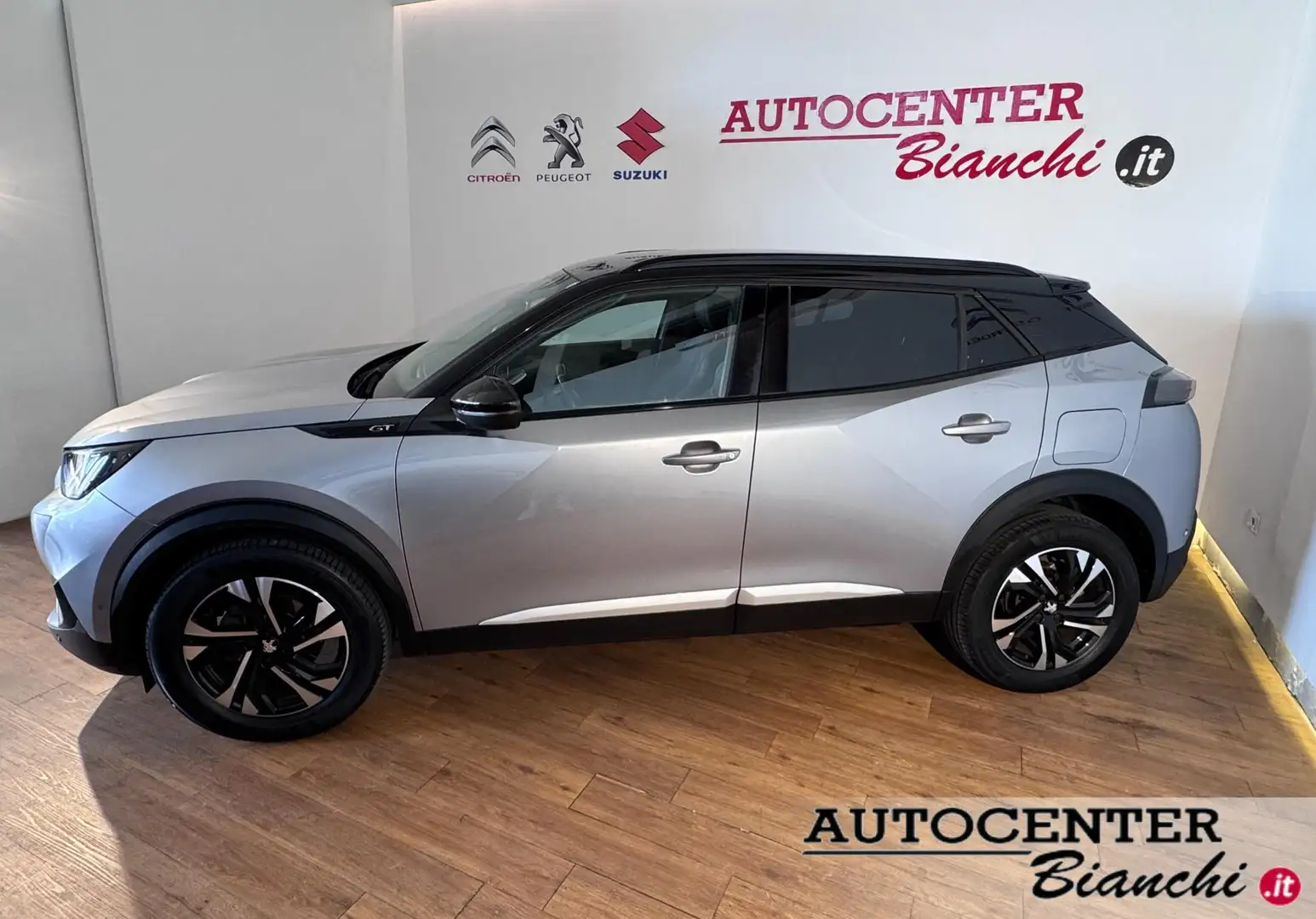 Peugeot 2008 1.5 bluehdi GT s&s 110cv Zilver - 1