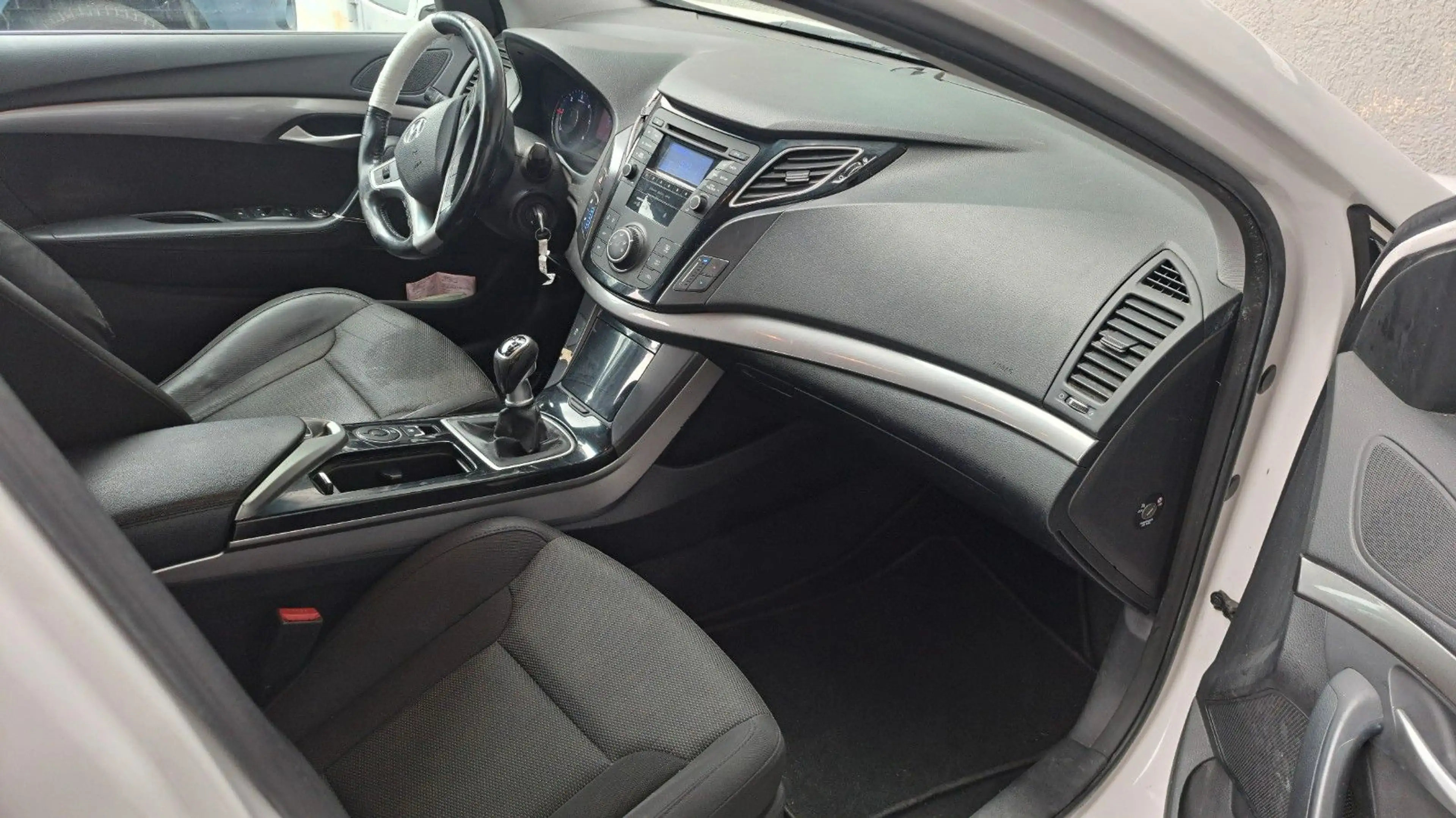 Hyundai i40 cw 5 Star Edition,ANHKP,Kup erneuert,KLA — photo 9
