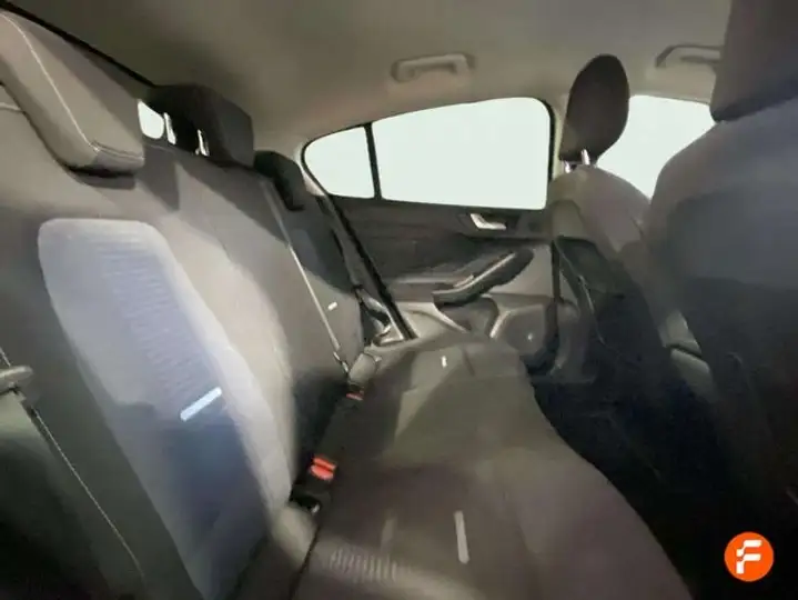 Ford Focus 2024, foto 18