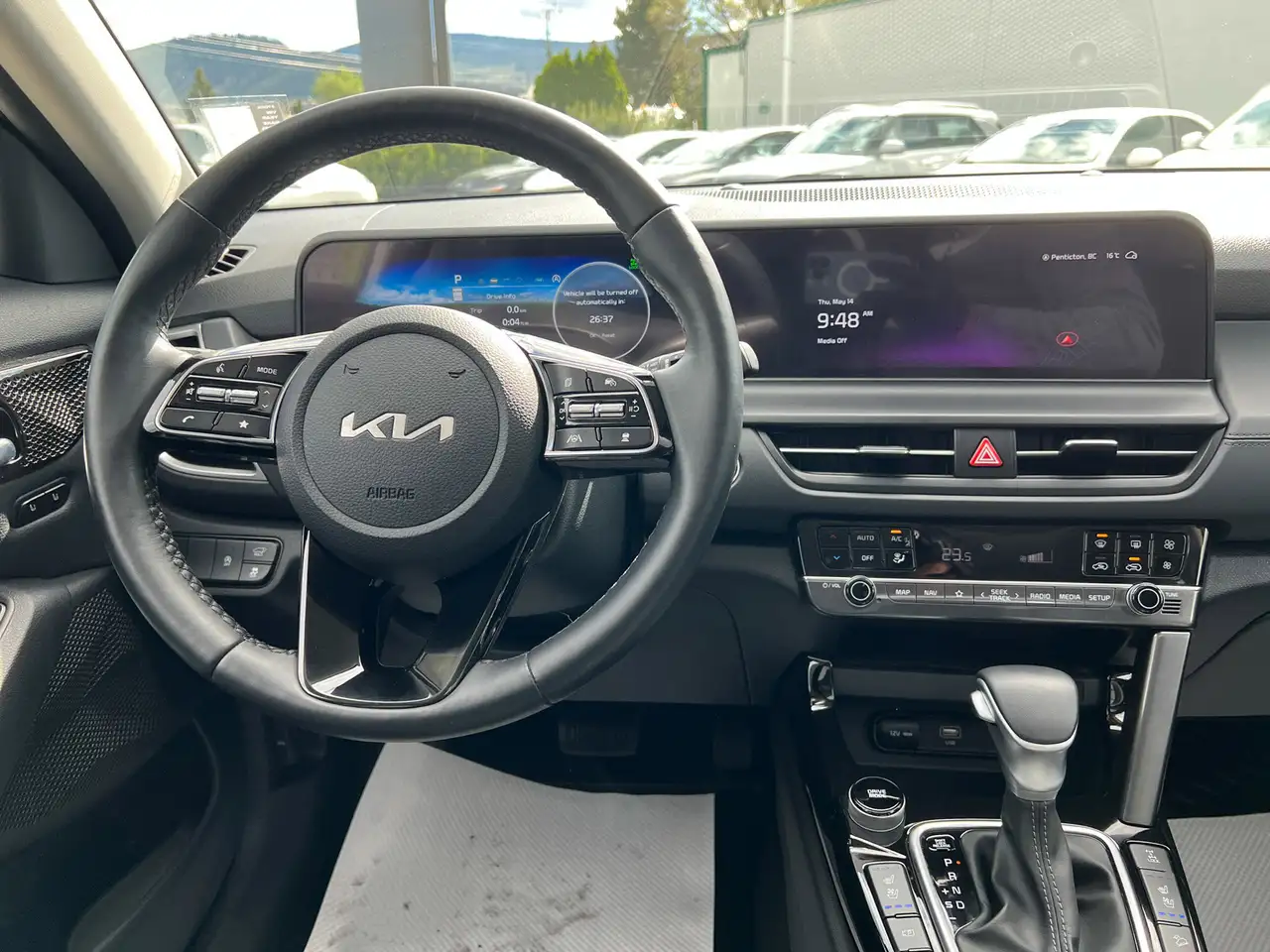 Kia Seltos снимка Kia Seltos
