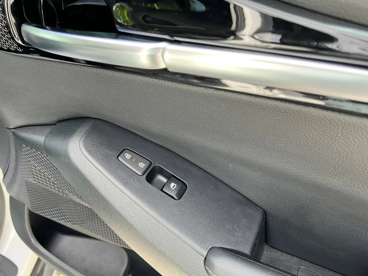 Kia Seltos снимка Kia Seltos