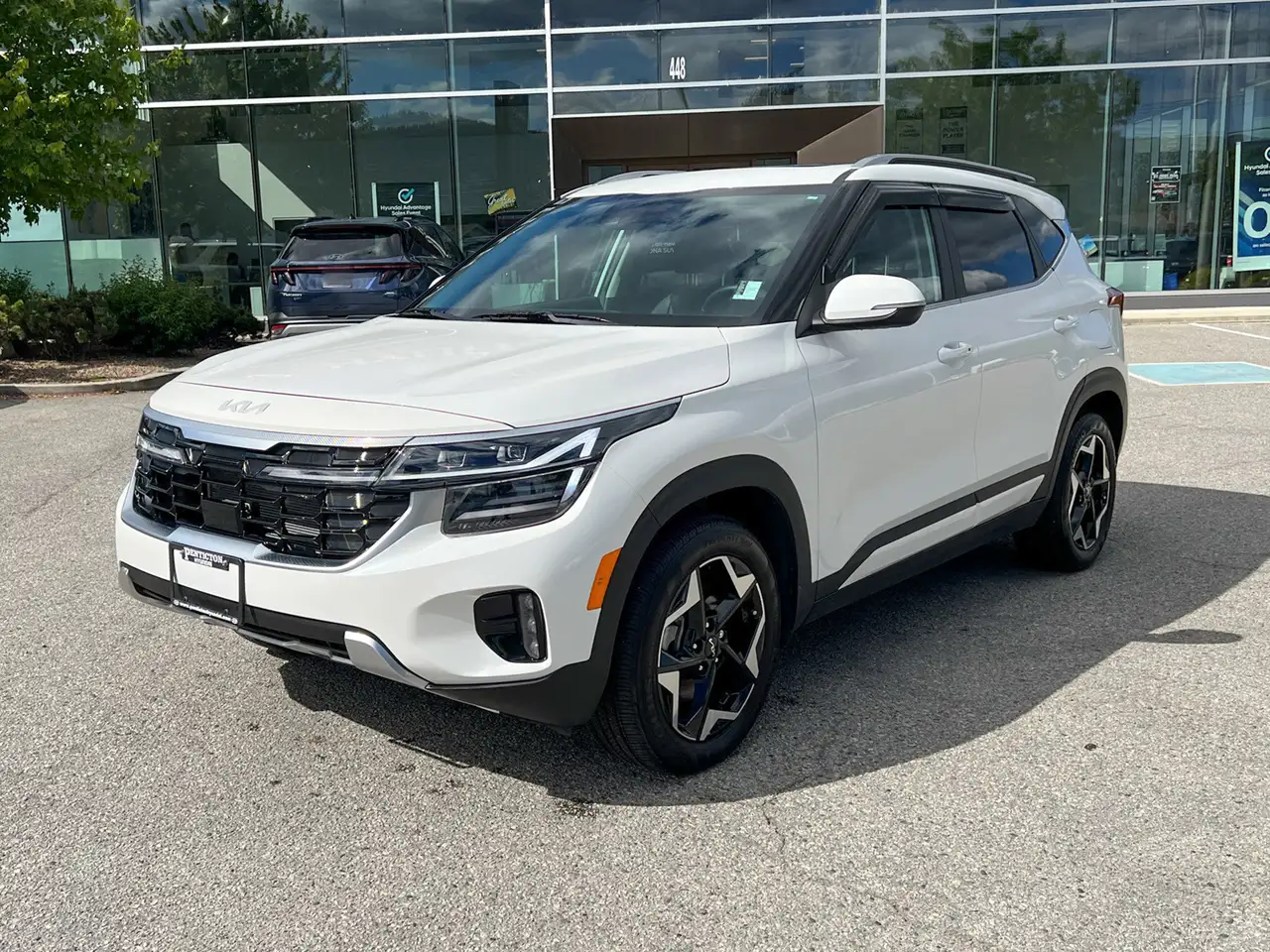 Kia Seltos снимка Kia Seltos