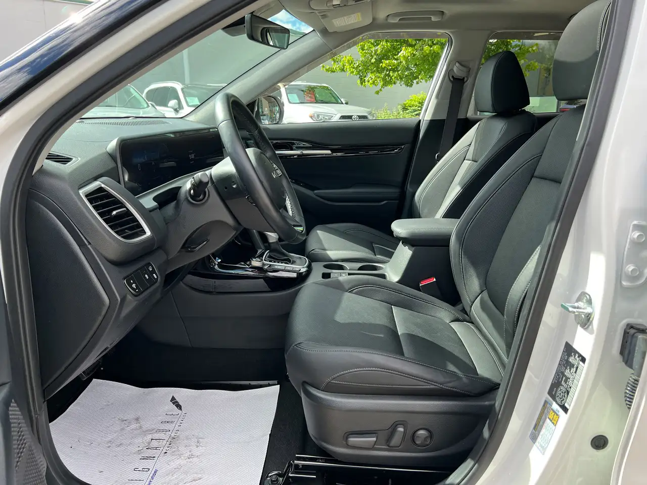 Kia Seltos снимка Kia Seltos