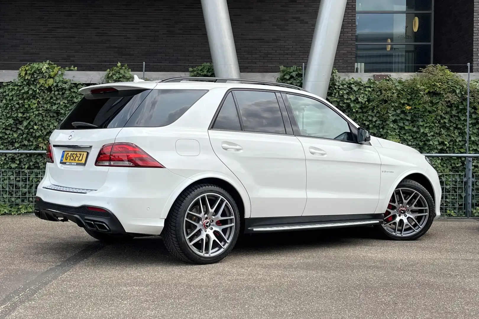 Mercedes-Benz GLE 63 AMG GLE S Automaat 4MATIC | AMG Driver’s pakket | Nigh Blanc - 2