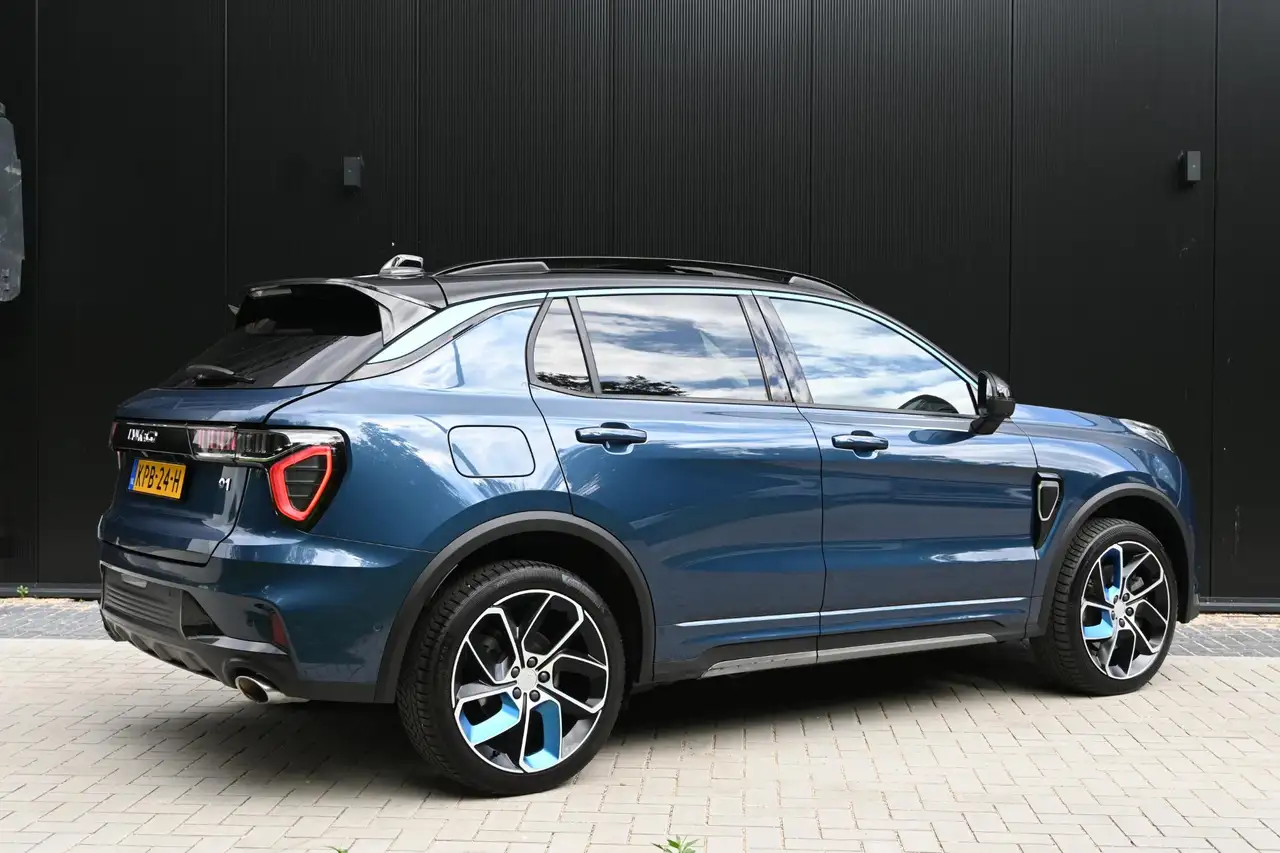 Lynk & Co 01 2023