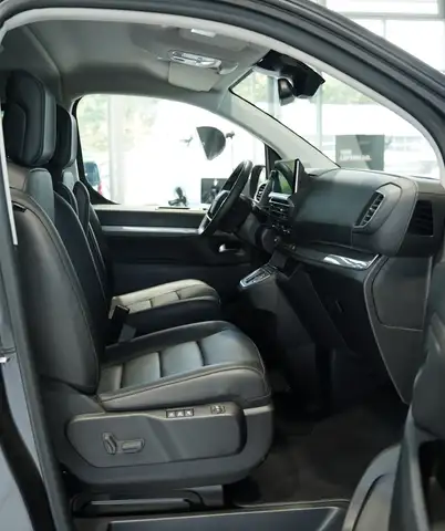 Citroen Spacetourer view 14