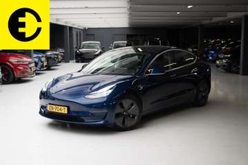 Long Range AWD 75 kWh | Leder | Stoelverwarming |