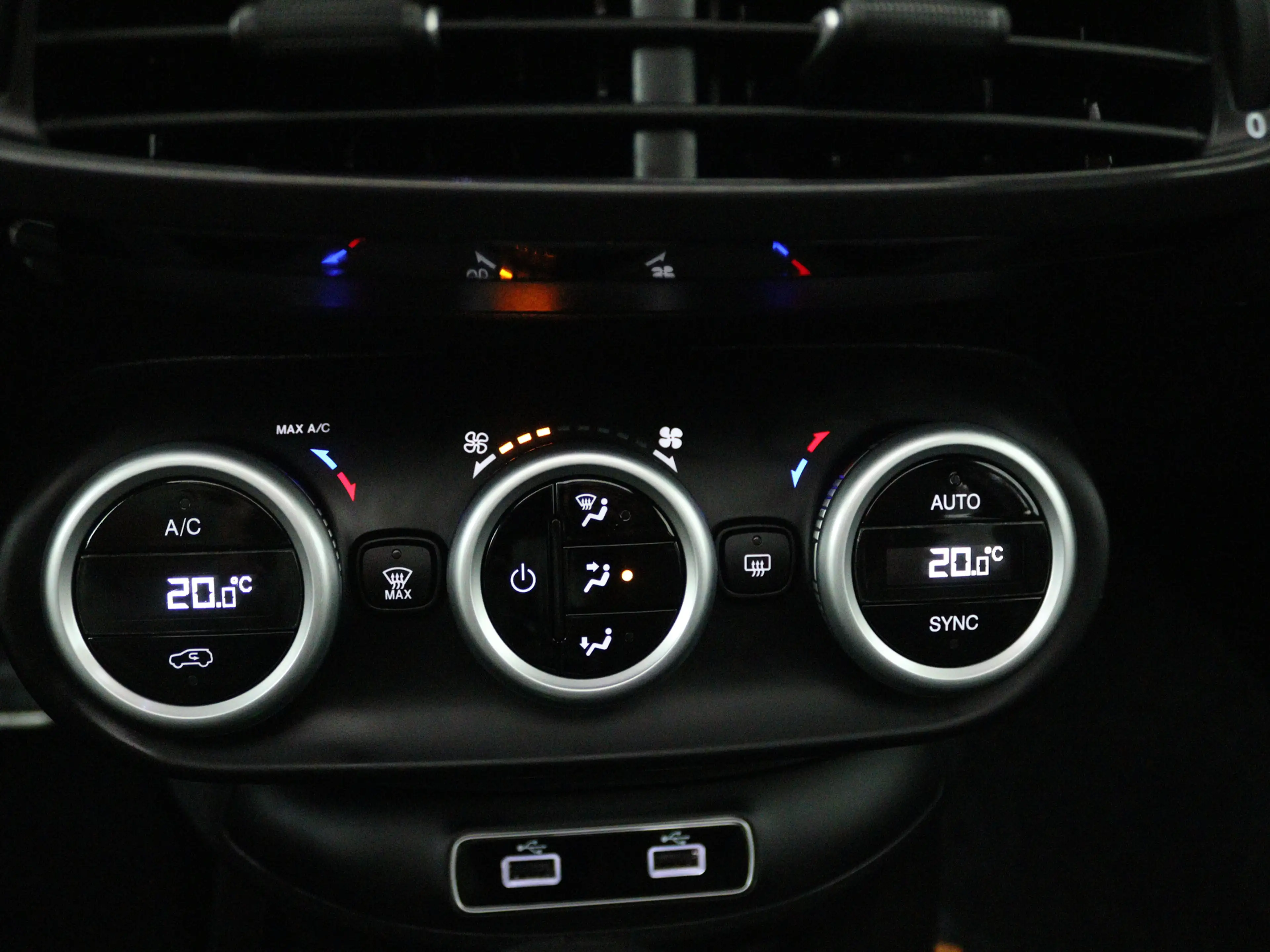Fiat 500X 1.3 GSE Sport | Panoramadak | Climate Control | Na — photo 10