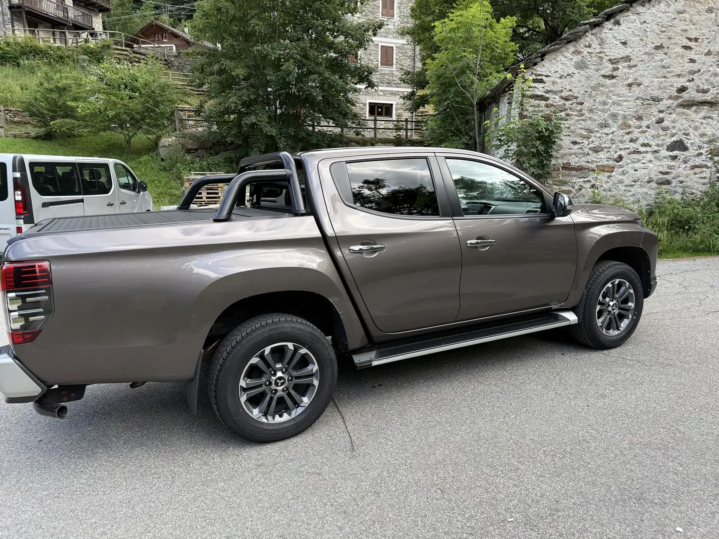 Mitsubishi L200 cl.cab 2.3d Intense 4wd 150cv - 2