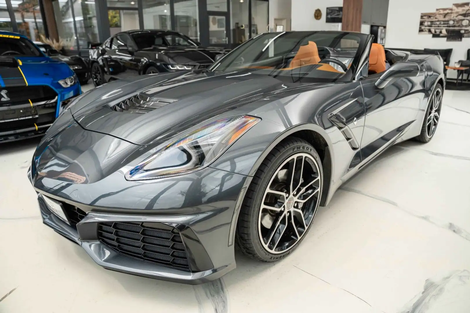 Corvette C7 6.2 V8 MT7 Stingray Cabrio 2LT H/UP VOLL Grau - 1