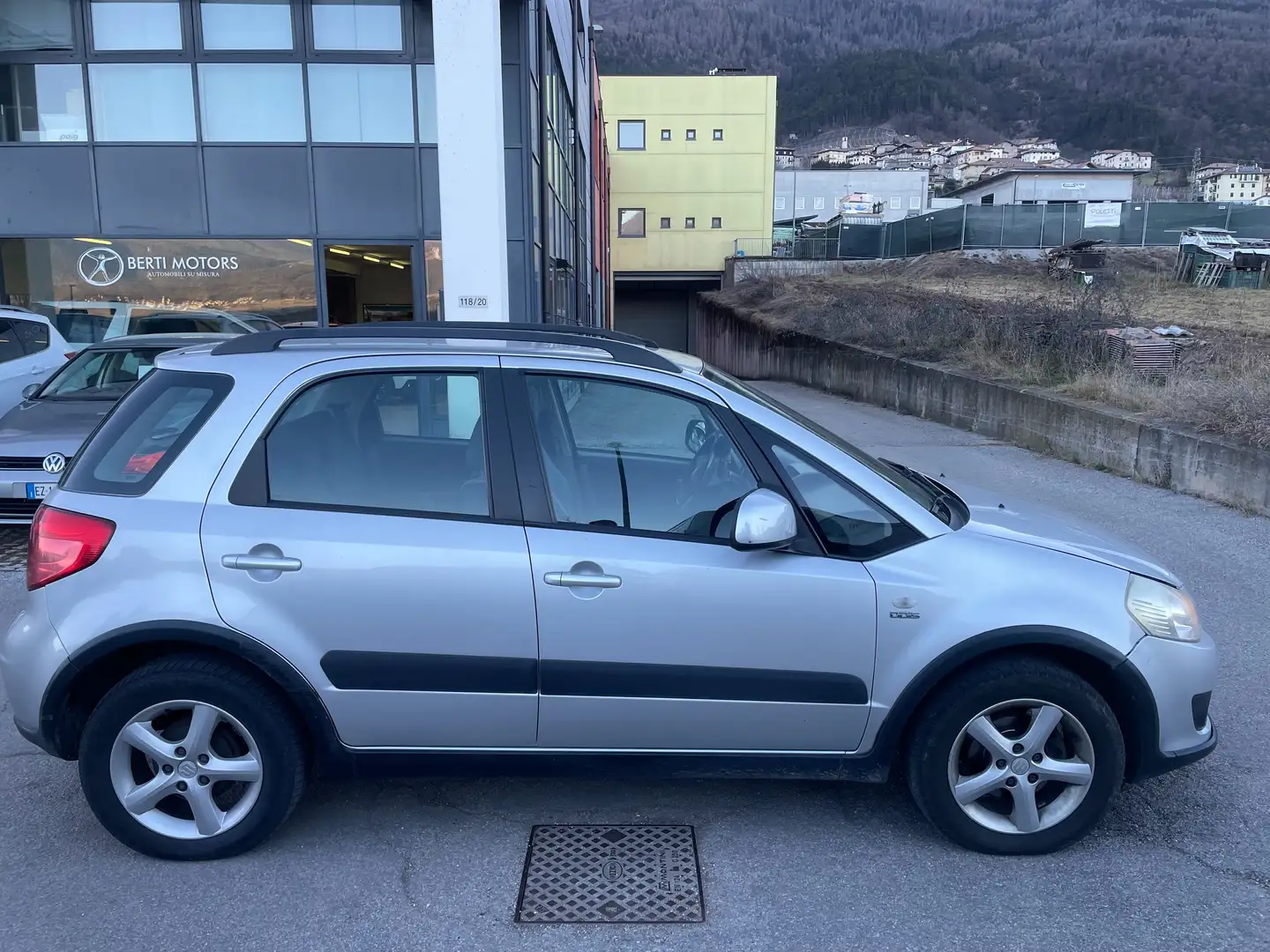 Suzuki SX4 4WD 4X4 Argento - 1