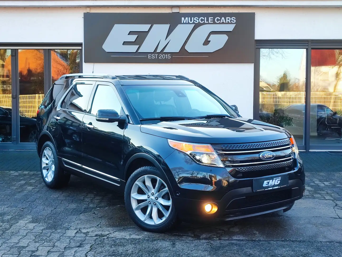 Ford Explorer 3.5 V6 DOHC 4x4 Limited Schwarz - 1