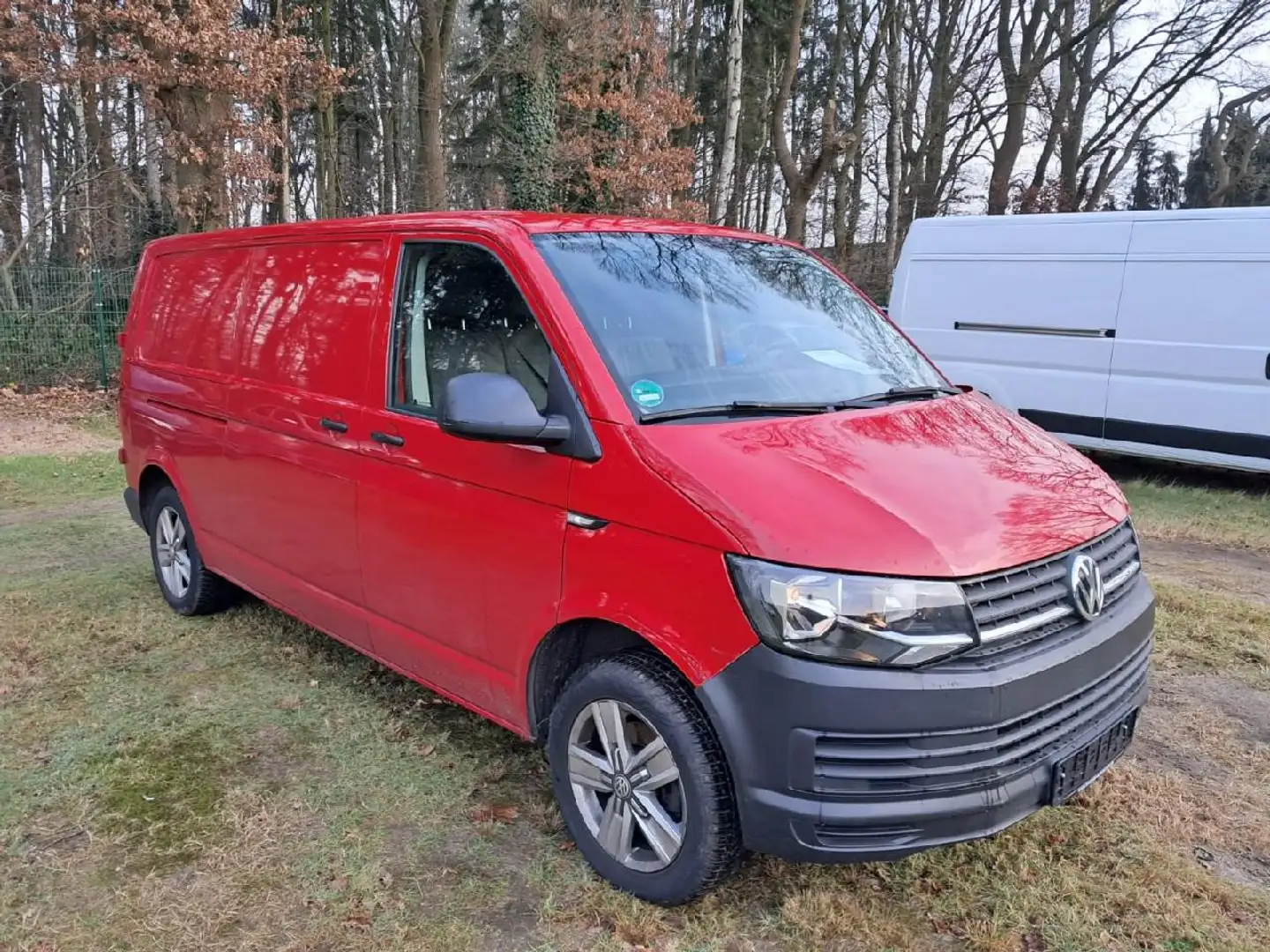 Volkswagen T6 Transporter Kasten lang Rot - 1