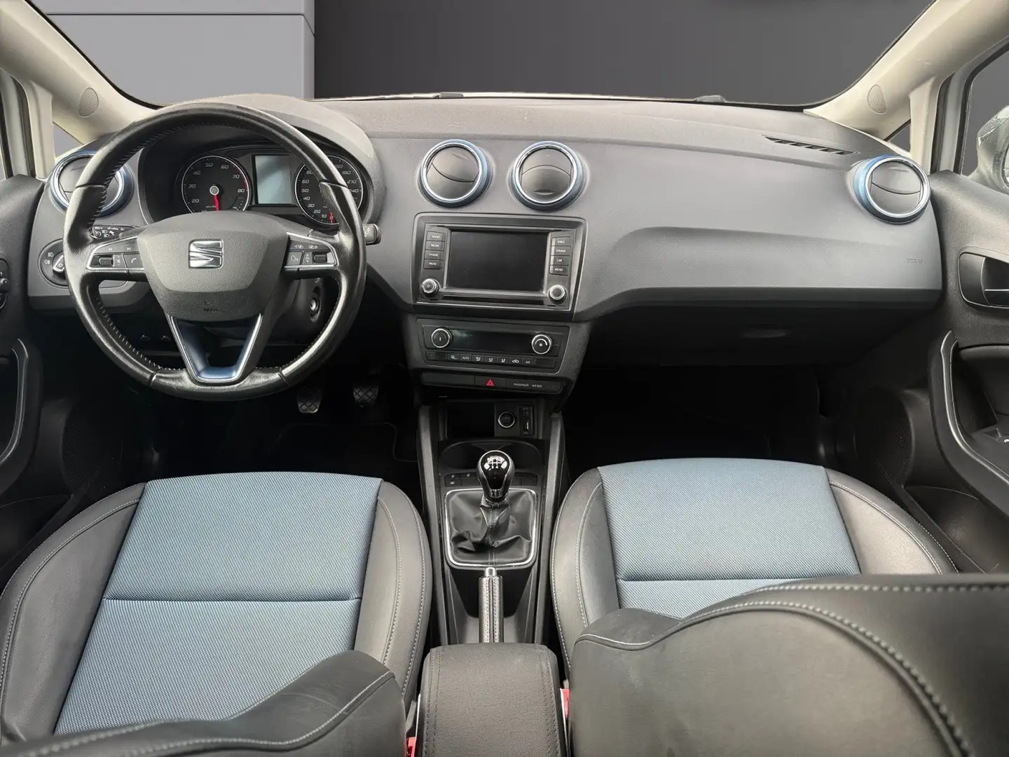 SEAT Ibiza 1.2 TSI Connect Blanc - 2