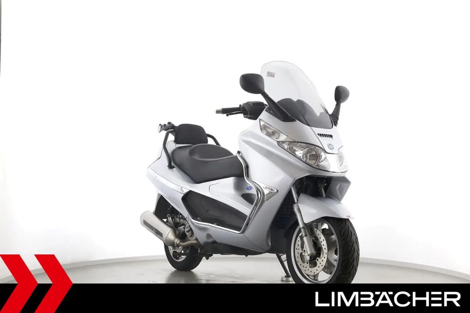 Piaggio X 8 250 IE - LeoVince-Auspuff Plateado - 2