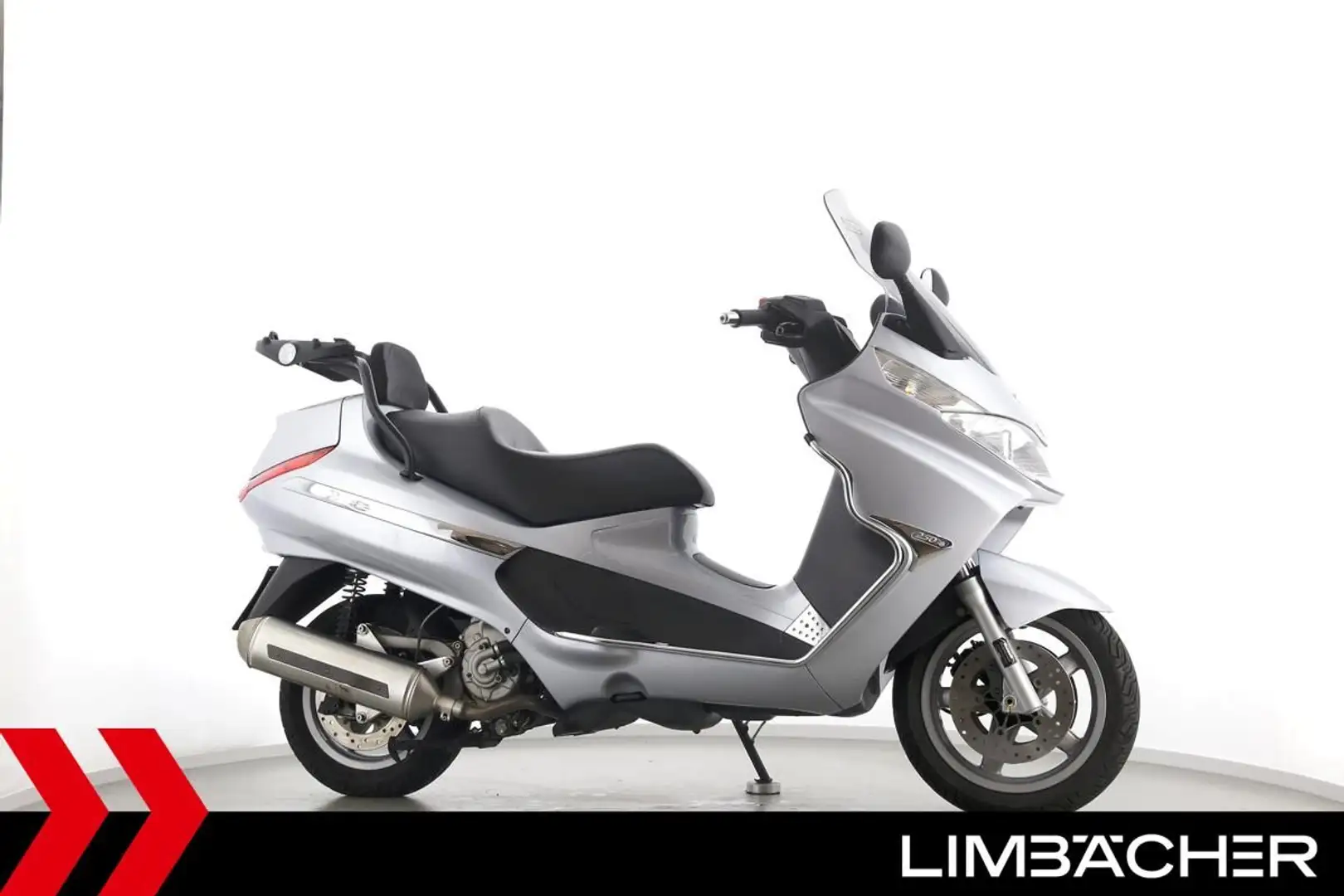 Piaggio X 8 250 IE - LeoVince-Auspuff Plateado - 1