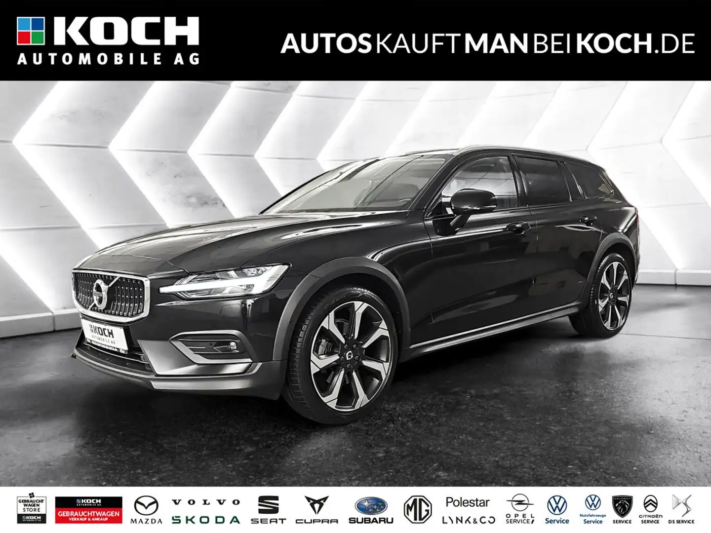 Volvo V60 Cross Country V60 CC D4 AWD Pro NAV PANO STANDH 360° LED B&W HUD Schwarz - 1