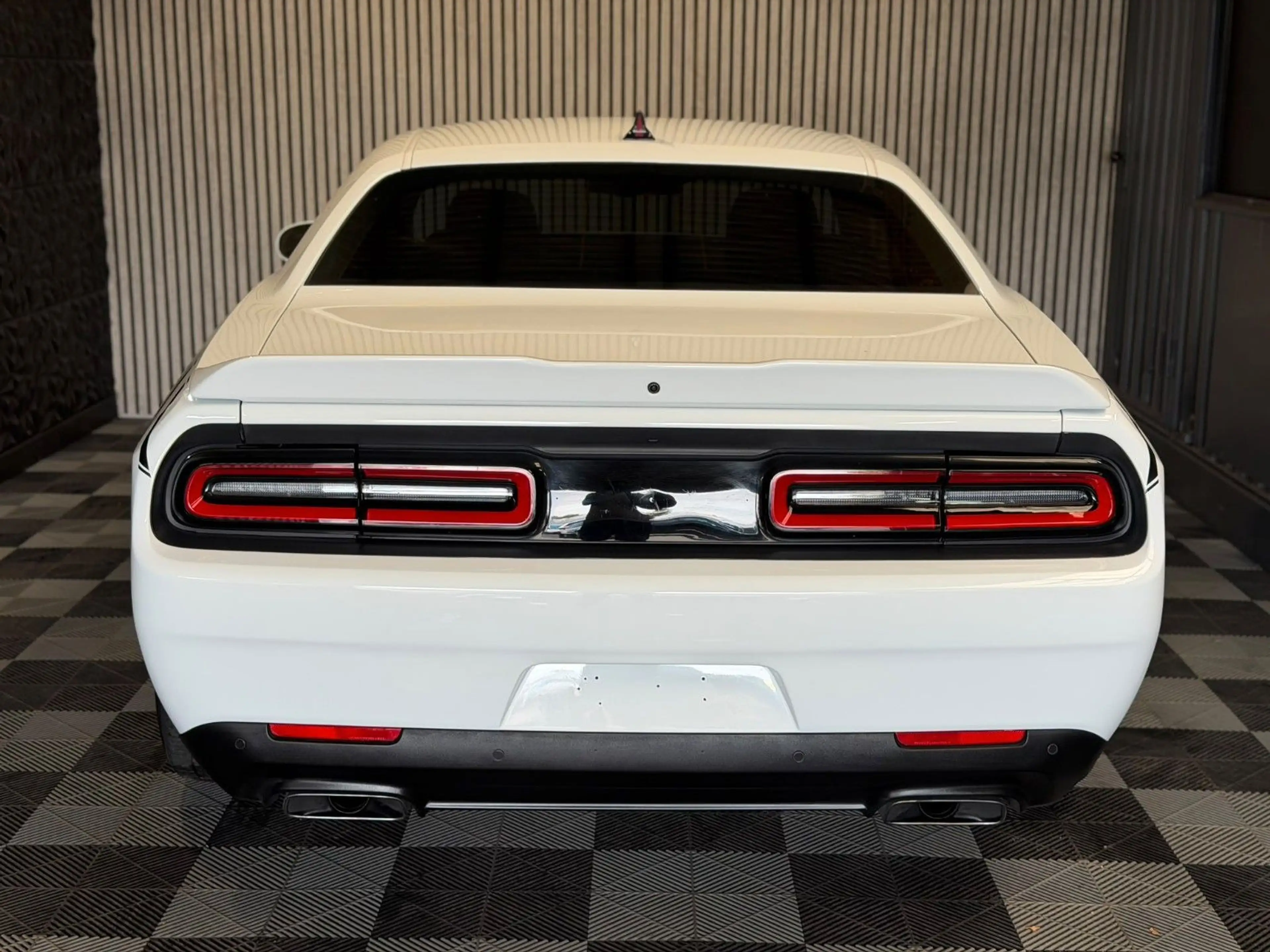 Dodge Challenger V8 5,7 R/T  380PS Widebody — photo 7