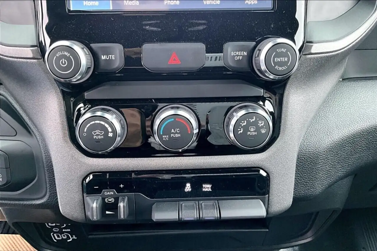 RAM 3500 снимка RAM 3500