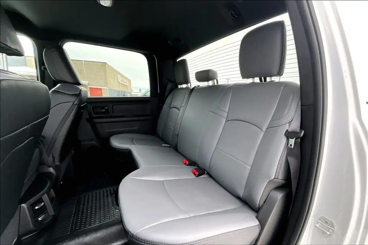 RAM 3500 снимка RAM 3500