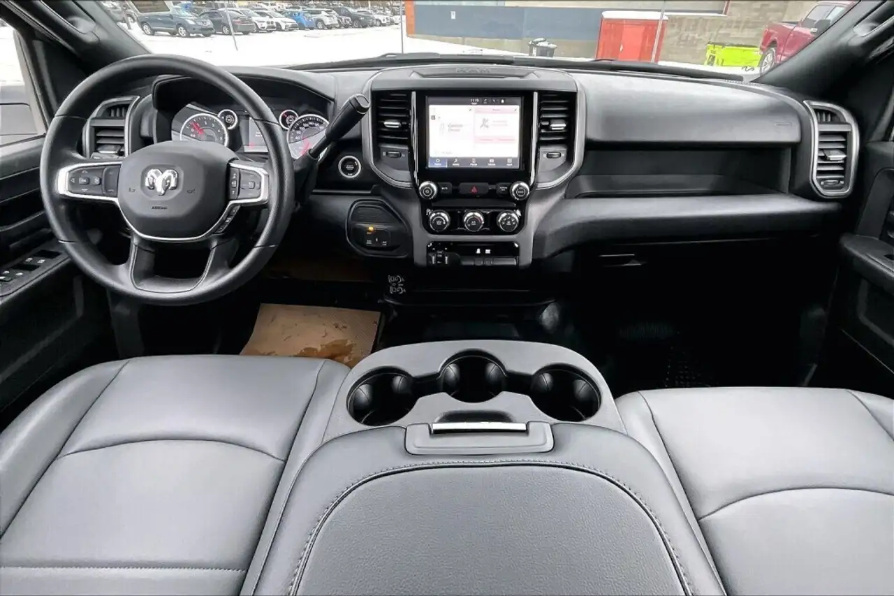 RAM 3500 снимка RAM 3500