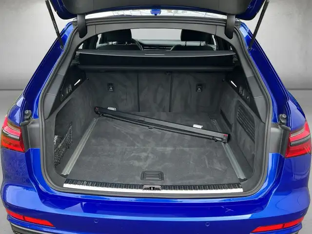 Audi A6 view 5