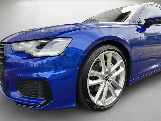 Audi A6 view 4